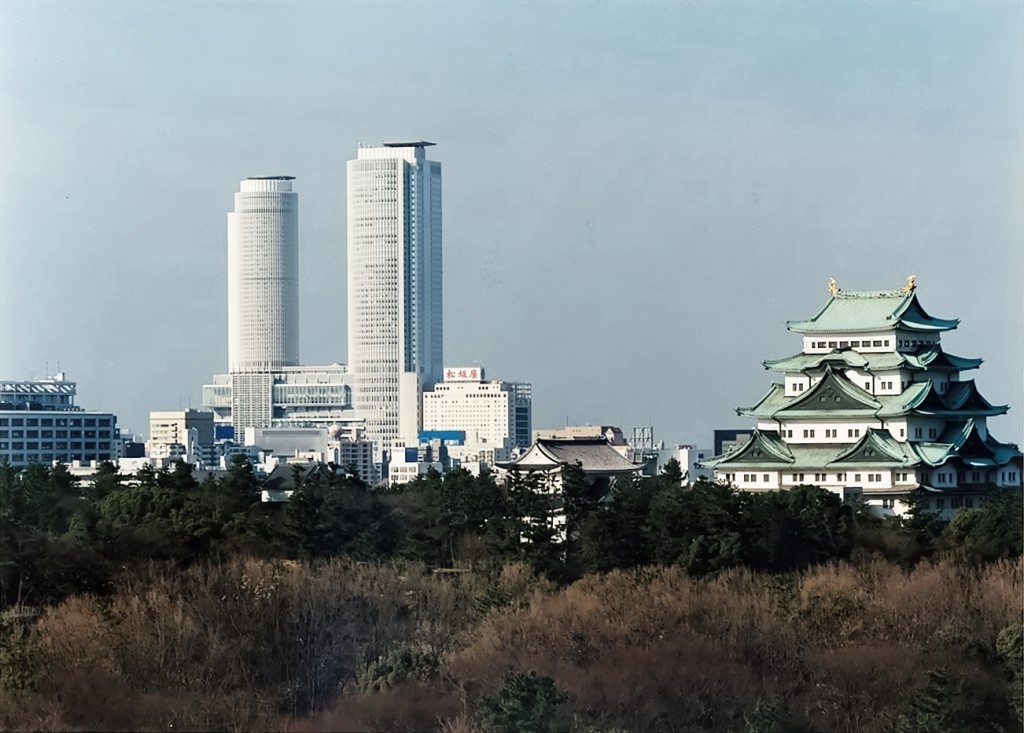 tr017_JRCentralTowers_01_KawasumiAkio_r